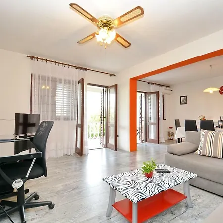 Apartment Zadar * 扎达尔