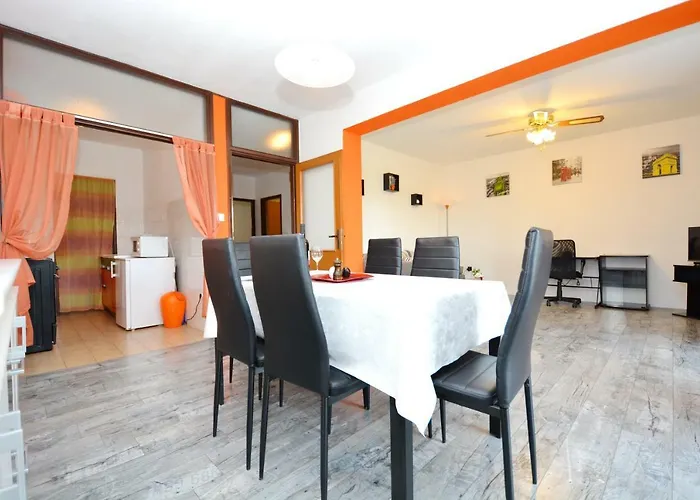 Апартаменти Apartment Zadar *
